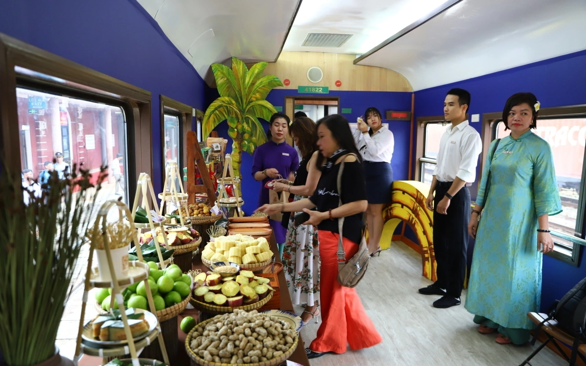 Luxurious Da Nang-Hue Train Journey